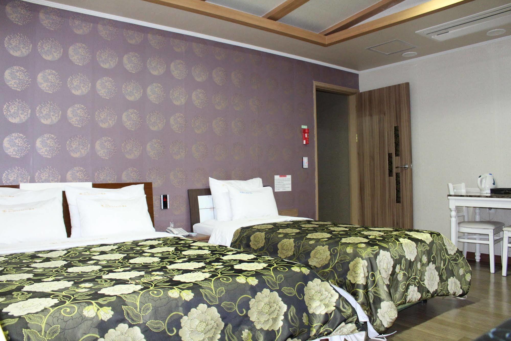 Tiffany Motel Мокпхо Екстер'єр фото