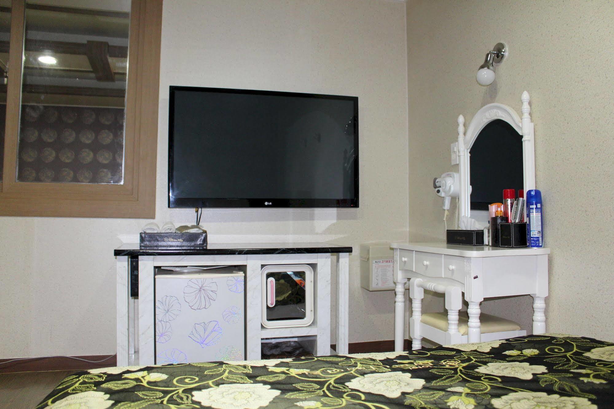 Tiffany Motel Мокпхо Екстер'єр фото